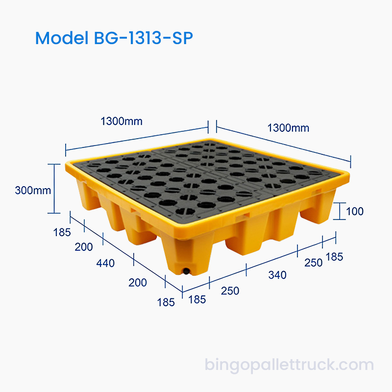 1300x1300 mm nepropusna paleta za prolijevanje za 4 bačve